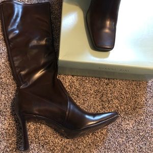 Womens Gianni Bini Brown boot sz 9